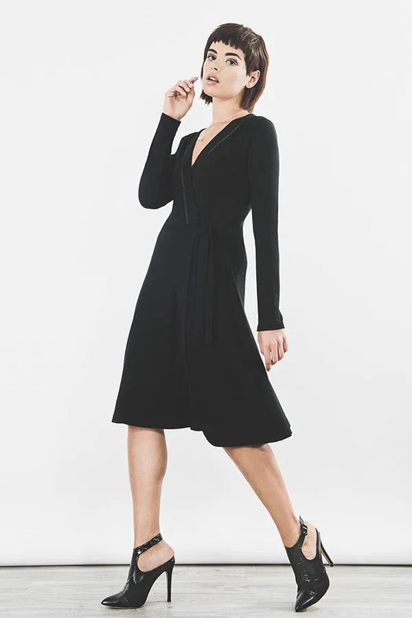 Outsider wrap dress merino wool in black