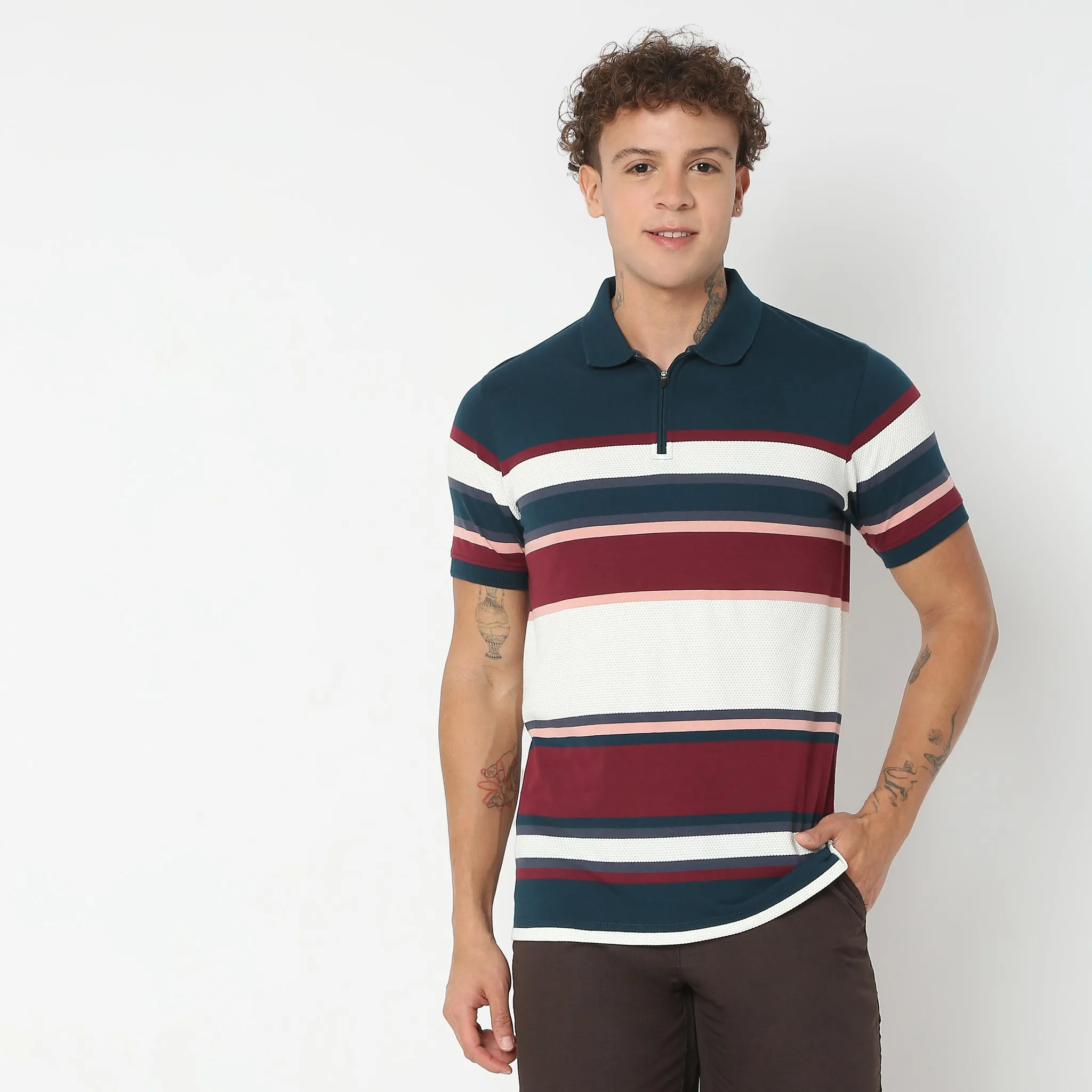 Weekend Polo™ - Exclusive Jacquard Stripes Pattern Zip Neck Regular Fit Polo T-Shirt